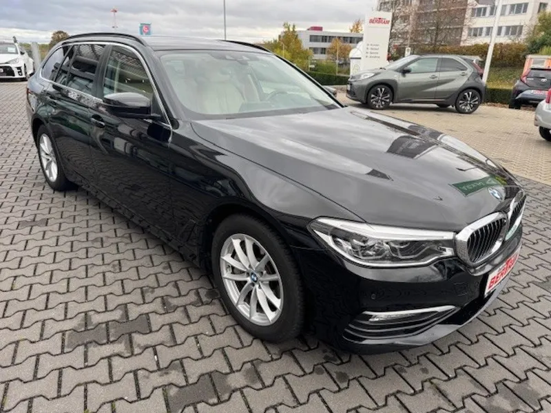 BMW 5 Touring — Foto 3 von 12