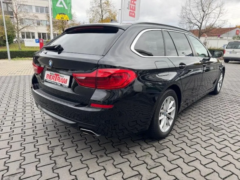 BMW 5 Touring — Foto 5 von 12
