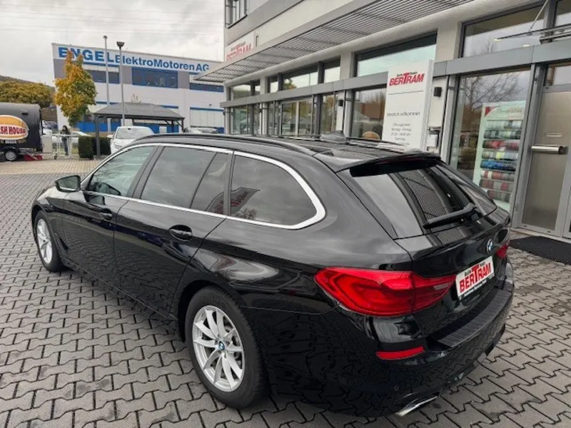 BMW 5 Touring — Foto 7 von 12
