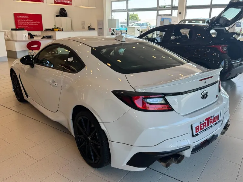 Toyota GR86 — Foto 7 von 8