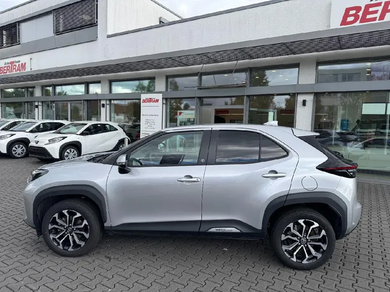 Toyota Yaris Cross — Foto 8 von 12