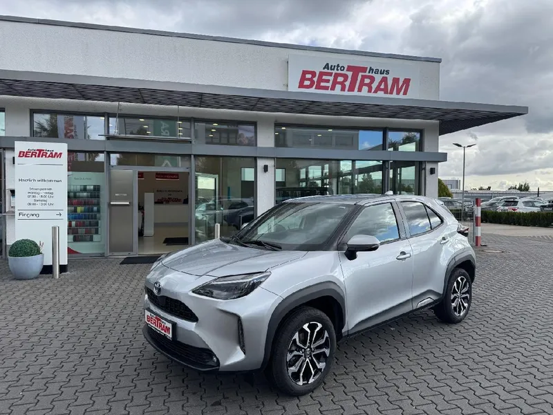 Toyota Yaris Cross — Foto 1 von 12