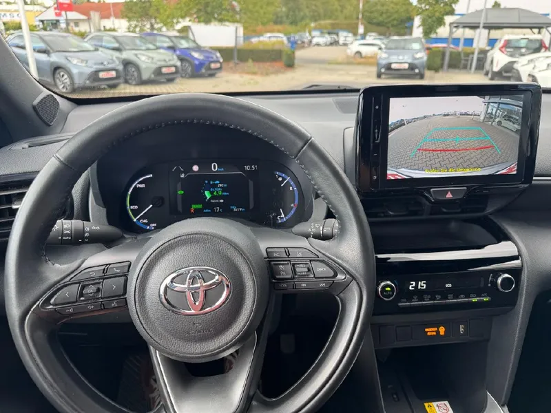 Toyota Yaris Cross — Foto 10 von 12