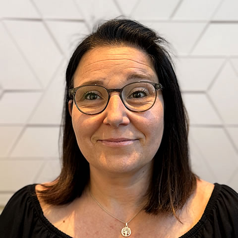 Kathrin Zoter